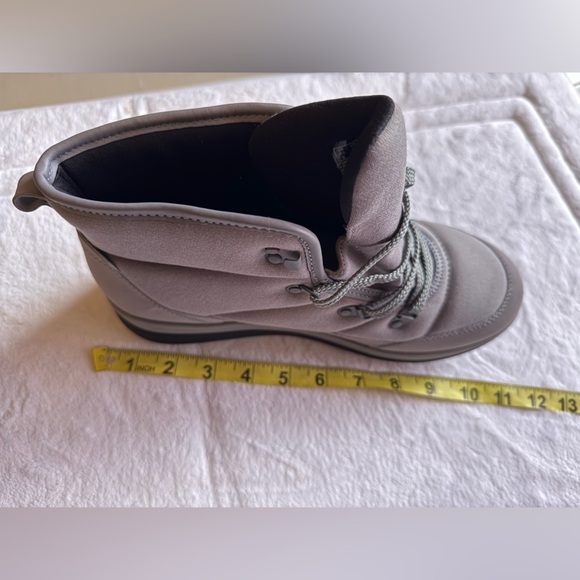 Cloudsteppers by Clarks Cabrini Cove Dark Grey boots winter comfy Women’s 9 W - Picture 7 of 16